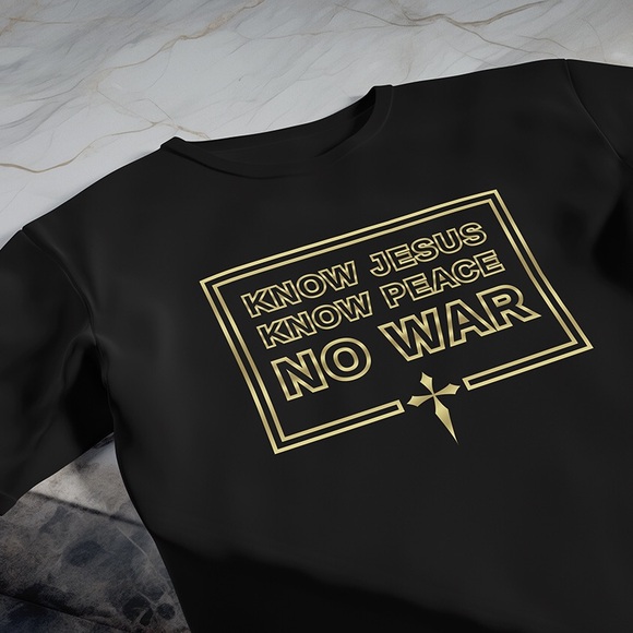 Men’s Shirt Know Jesus Know Peace No War Christian T-Shirt - Picture 2 of 2